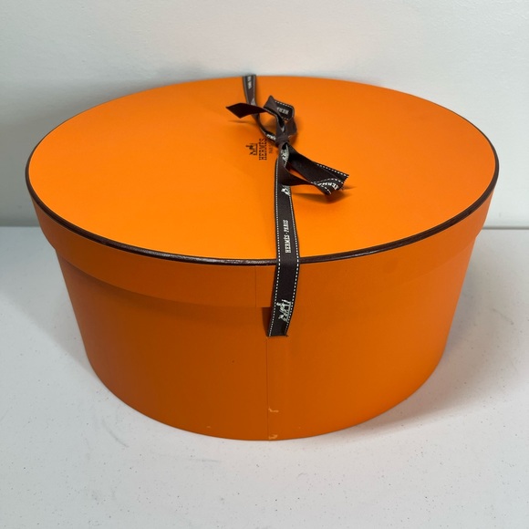 Hermes Authentic Empty Hat Box Orange Gift Storage Round Oval w Ribbon - Picture 2 of 9